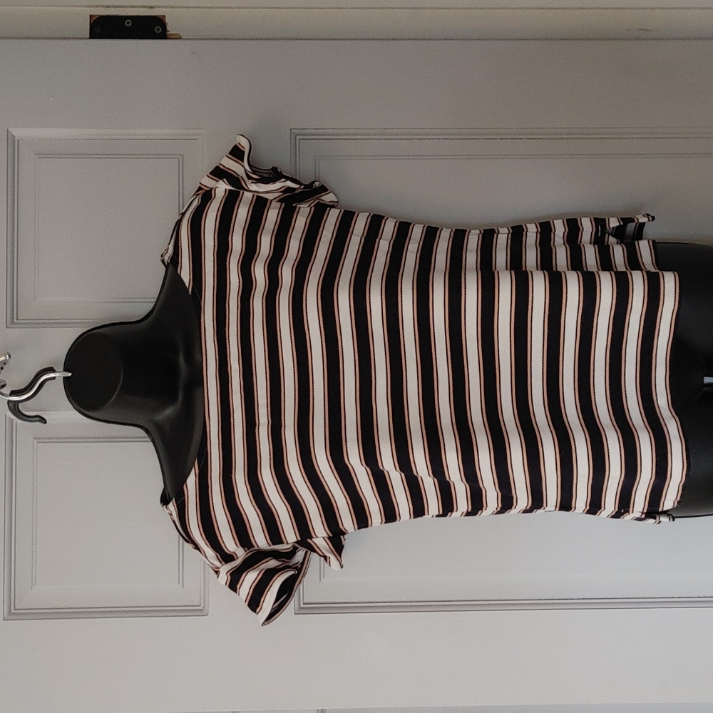 ANN TAYLOR striped top